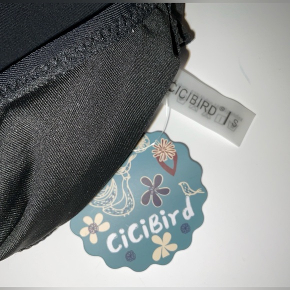 NWT Women’s Cici Bird One Piece Cutout Ruffled Swimsuit Black - Small - Picture 9 of 9